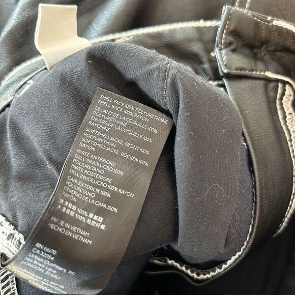 BDG Urban Outfitters High Rise Carpenter Size 24 Black Faux Leather‎ Pants Vegan - Picture 10 of 10